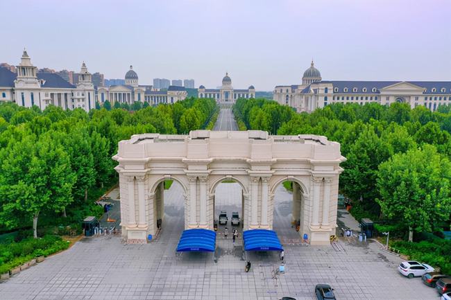 中国有哪个大学有欧式建筑(中国欧式建筑的大学)